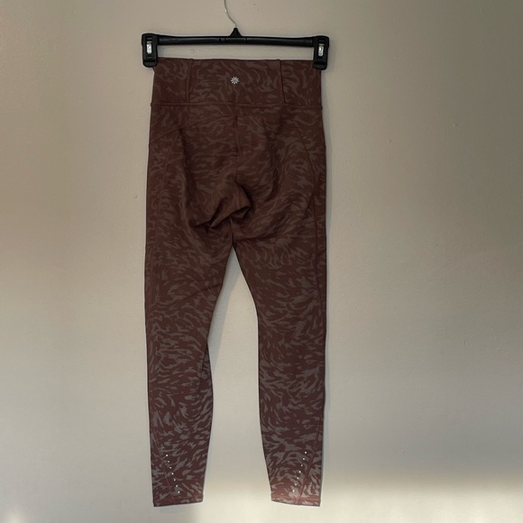 Athleta Rainer legging - Picture 9 of 10